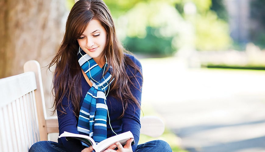 Distance MBA in HR